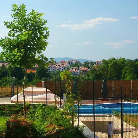 Aparthotel Seagarden 3*