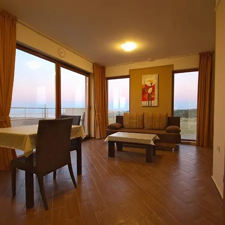 Seagarden Aparthotel