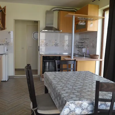 Seagarden Aparthotel 3*