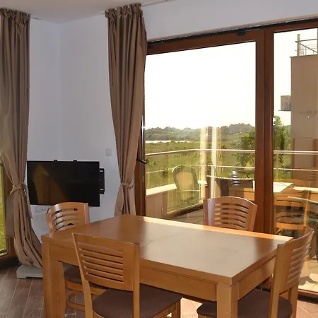 Seagarden Aparthotel Lozenets