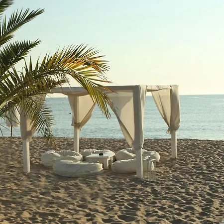 Seagarden Aparthotel Lozenec