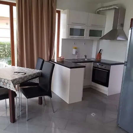 Aparthotel Seagarden Lozenets