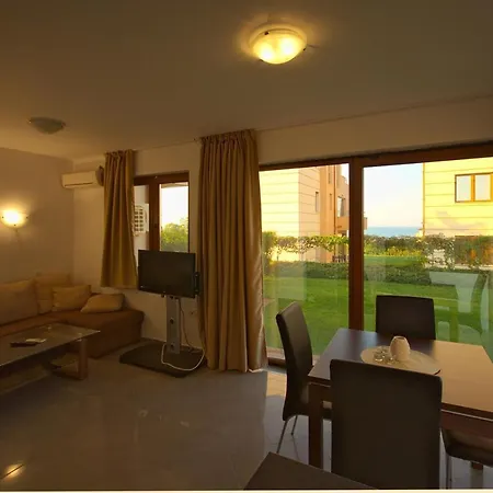 Apartahotel Seagarden Lozenets