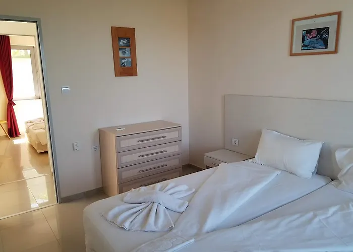 Seagarden מלון דירות 3*