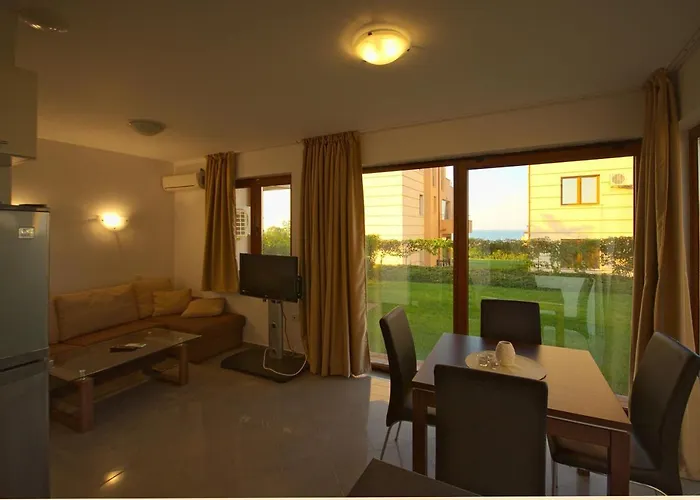 מלון דירות Seagarden לוזנטס