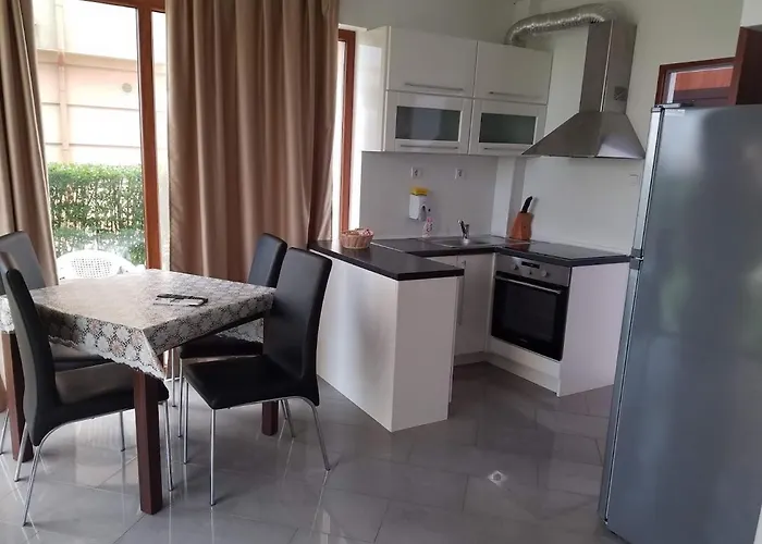 מלון דירות Seagarden לוזנטס